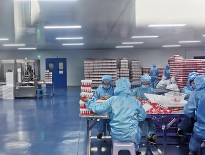 鄭州市市場監(jiān)管局督導(dǎo)檢查一次性使用病毒采樣管企業(yè)生產(chǎn)情況